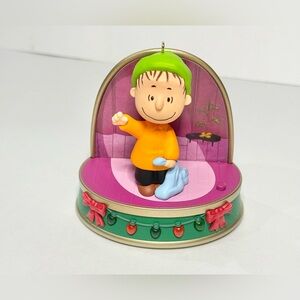 Hallmark Peanuts Linus A Charlie Brown Christmas Ornament Storytellers 2018